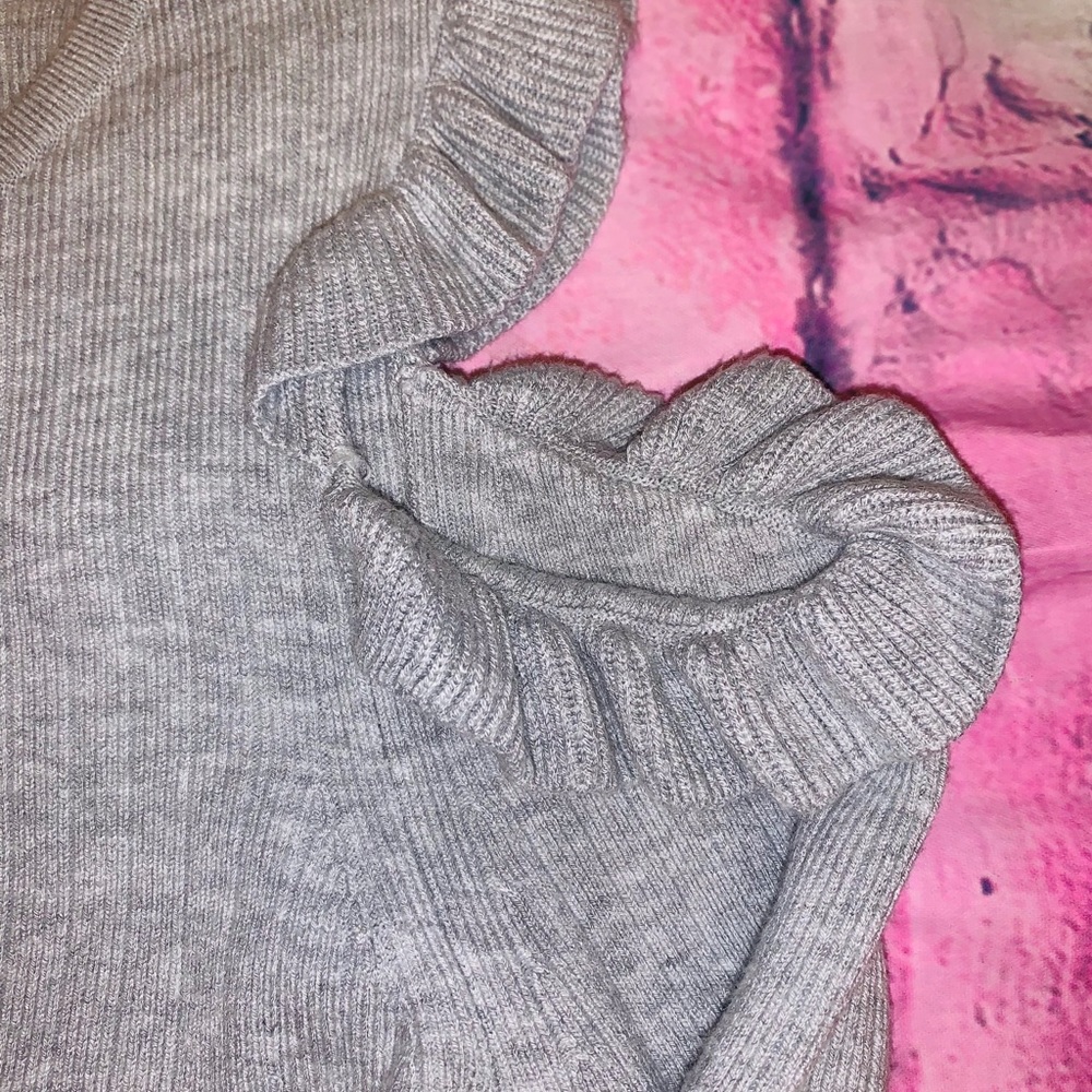 WHBM Light Grey Ruffles Cold Shoulder Sweater - Picture 8 of 8